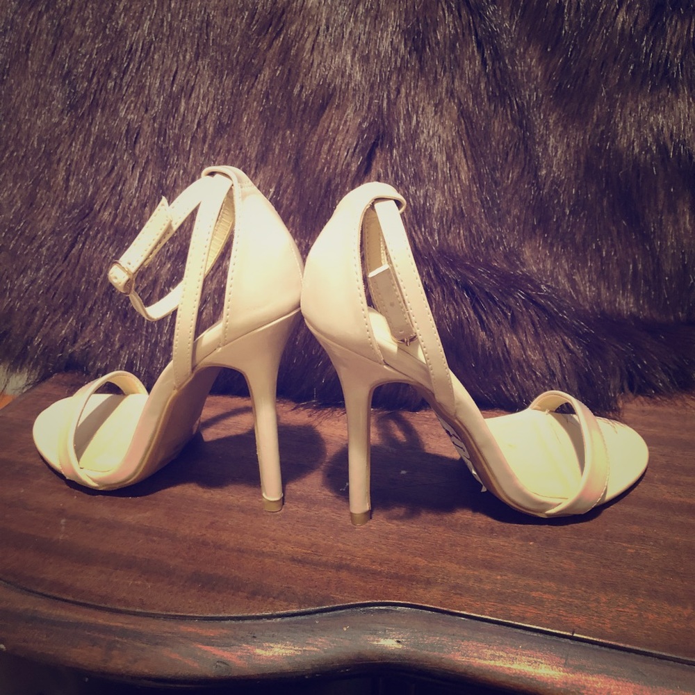 Nude ankle heels